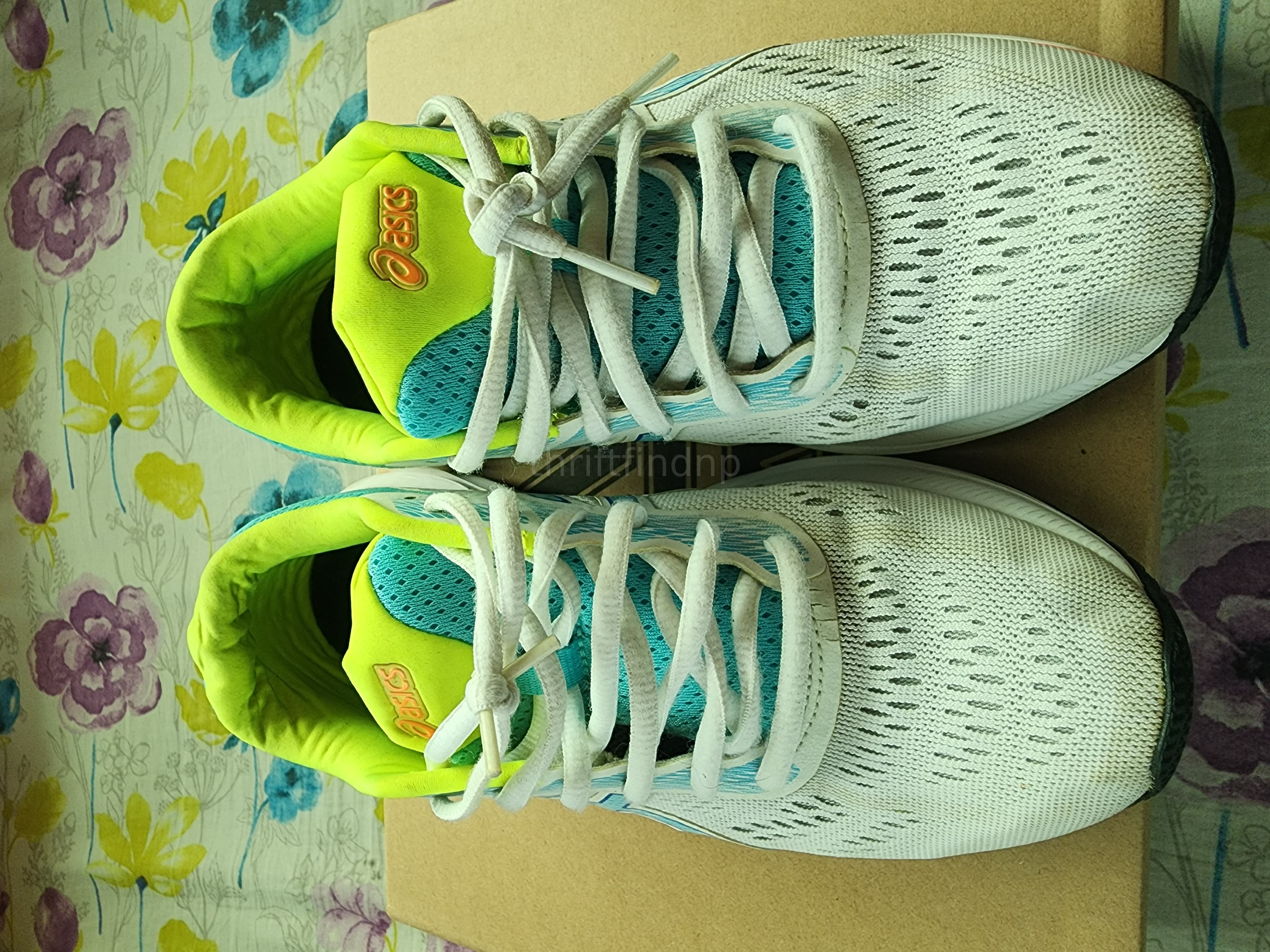 Original Asics Shoes - Image 1